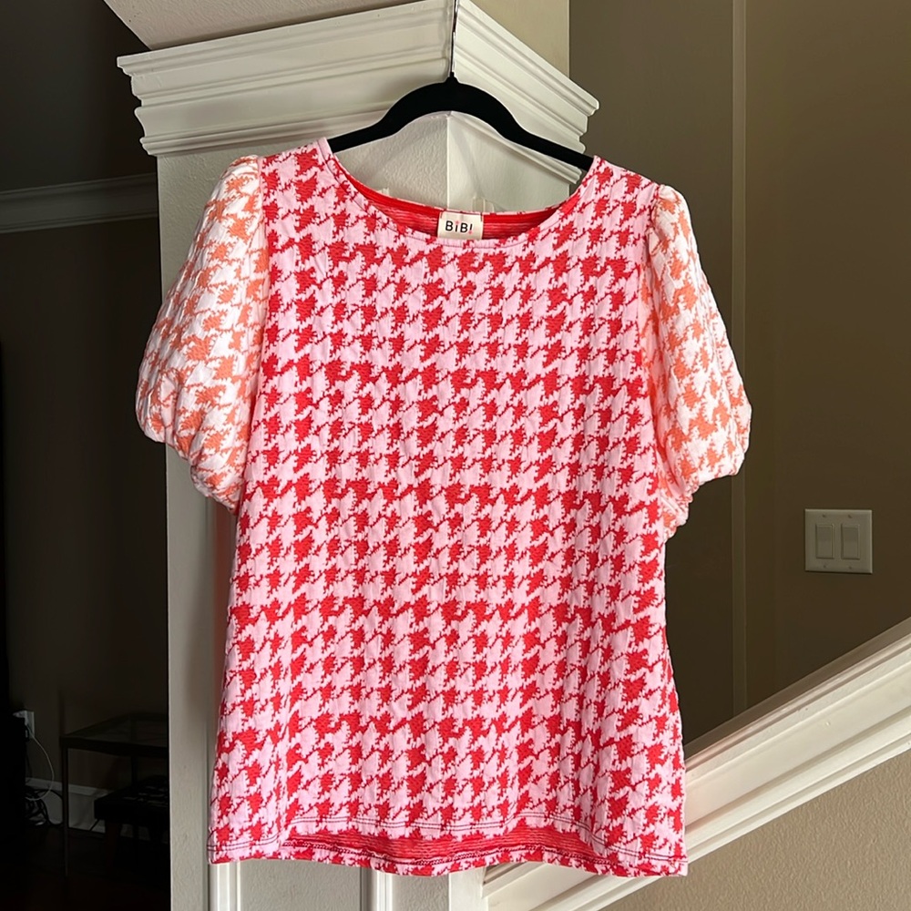 BiBi puffy sleeve women’s top, size large
